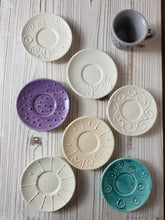 Carica l'immagine nel visualizzatore di Gallery, Tazza bassa "tono su tono" - Mad Mugs Italy