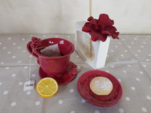 Carica l'immagine nel visualizzatore di Gallery, Tazza rose - Mad Mugs Italy