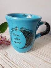 Carica l'immagine nel visualizzatore di Gallery, Tazza alta"linea colori" - Mad Mugs Italy