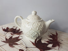 Carica l'immagine nel visualizzatore di Gallery, teiera piccola - Mad Mugs Italy