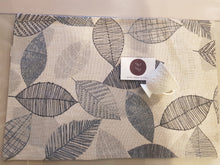 Carica l'immagine nel visualizzatore di Gallery, Tovagliette all'americana e presine - Mad Mugs Italy