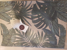 Carica l'immagine nel visualizzatore di Gallery, Tovagliette all'americana e presine - Mad Mugs Italy