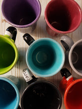 Carica l&#39;immagine nel visualizzatore di Gallery, piattino tondo &quot; linea colori&quot; - Mad Mugs Italy
