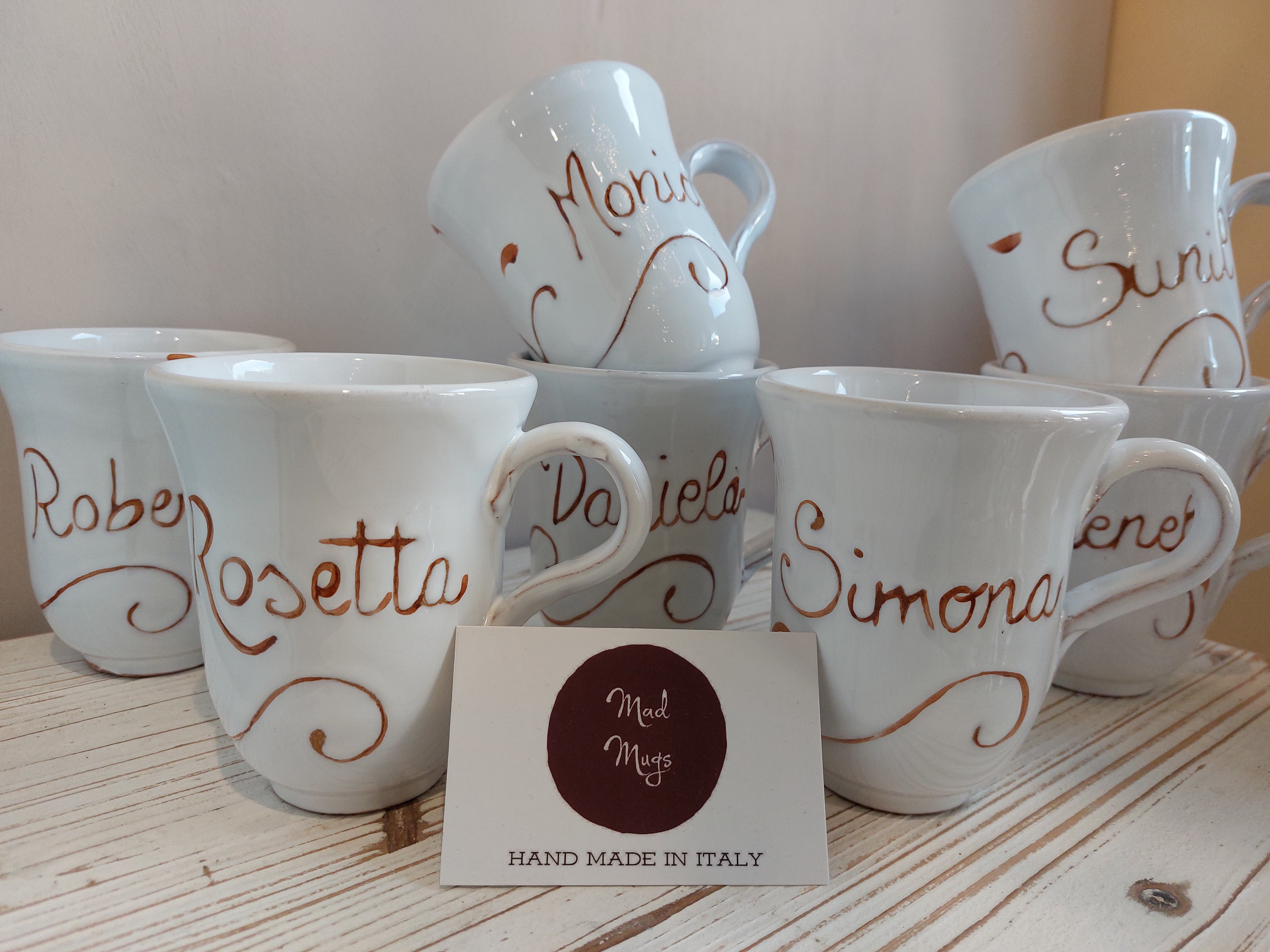 Tazze graffiate con nome – Mad Mugs Italy